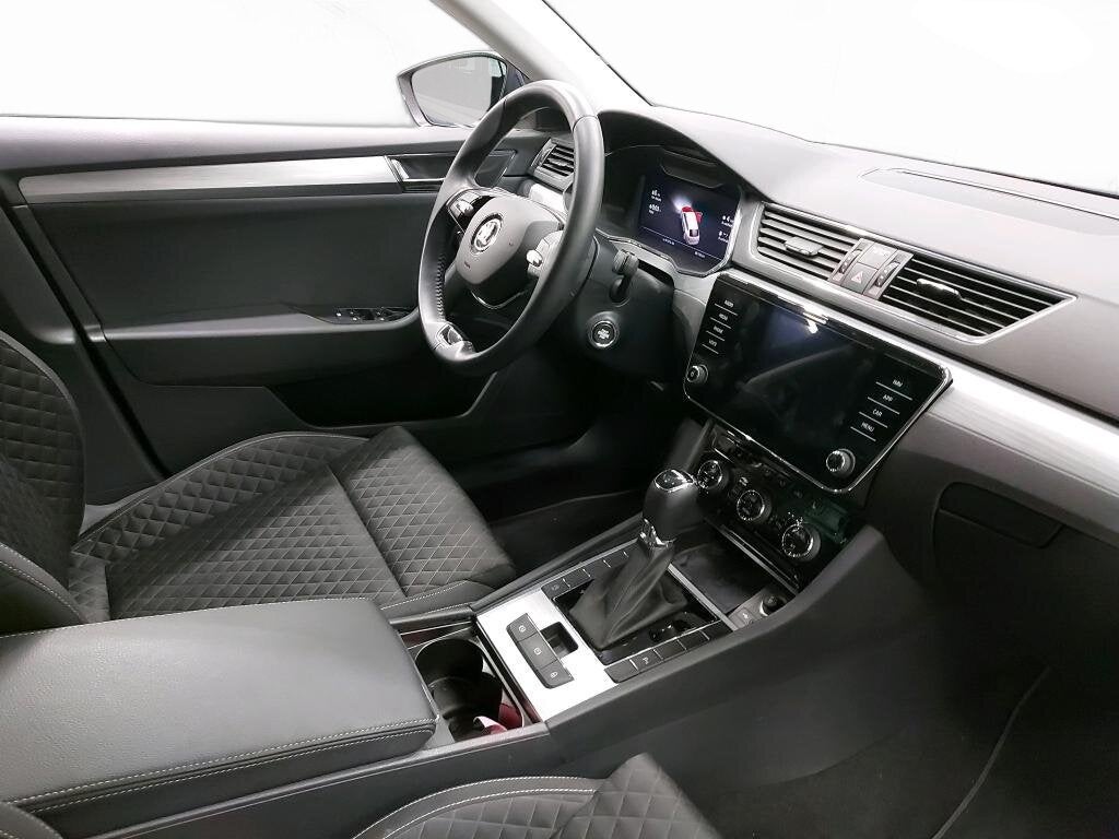 Skoda Superb COMBI 1.5 TSI, Auto's, 1498 cc, 4 cilinders, Bedrijf, 5 deurs