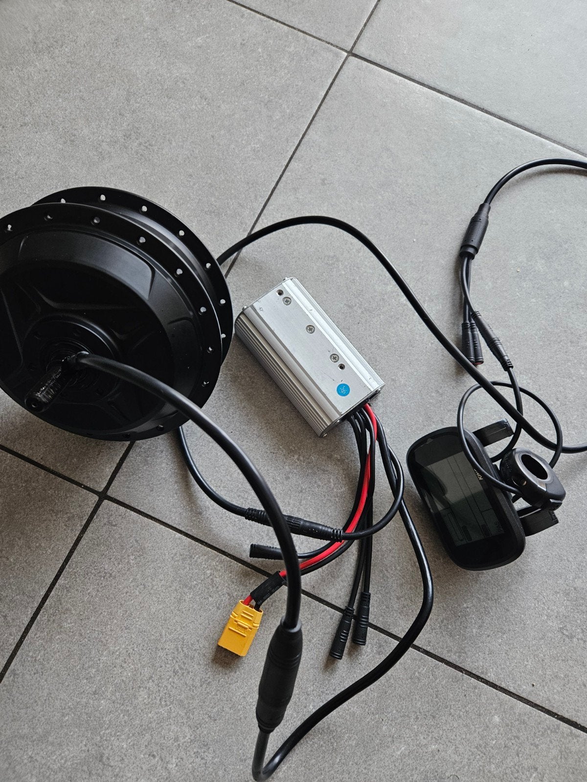 achterwielmotorkits compleet nieuw, Fietsen en Brommers