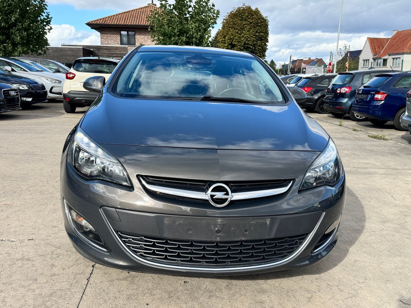 Opel Astra Notchback 1.6L Benzine 2014, Auto's, Euro 5, Bedrijf, Handgeschakeld, https://public.car-pass.be/vhr/f9d4d540-e74c-4884-bcba-3df64792cbfc