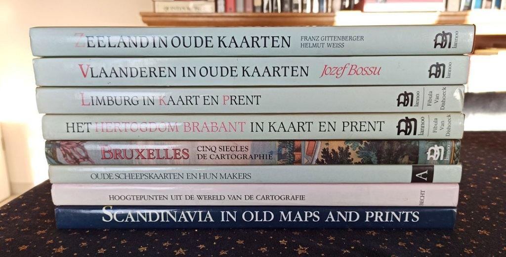 8 x groot formaat cartografie, Boeken, Ophalen of Verzenden, Zo goed als nieuw