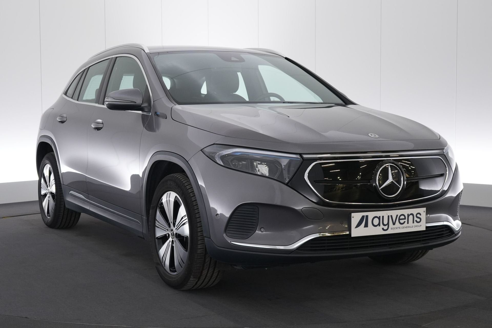 (2ASU283) MERCEDES-BENZ EQA, Autos, Cuir, Argent ou Gris, Achat, Entreprise