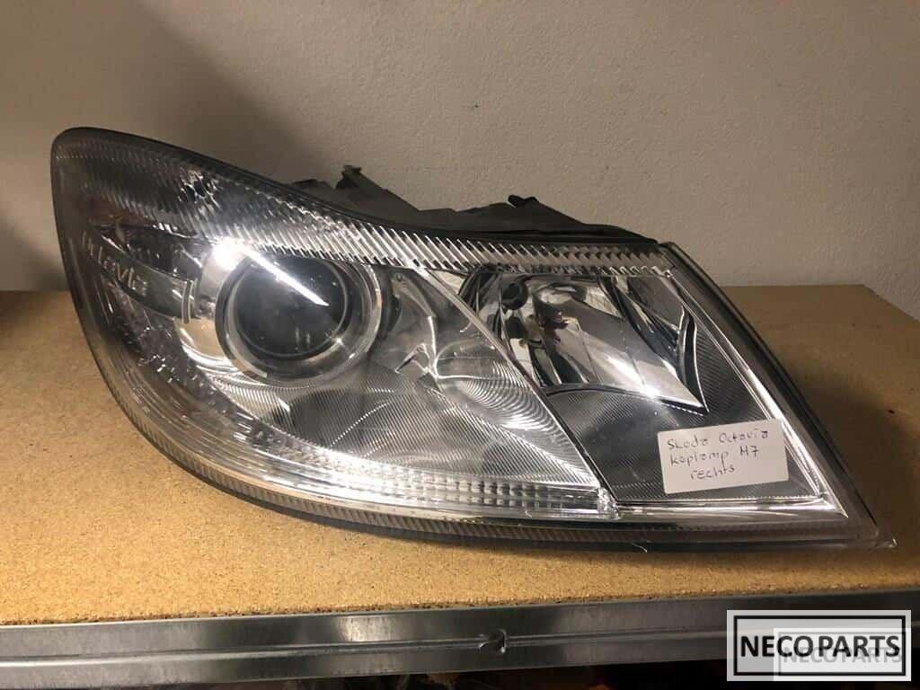 Skoda Octavia facelift 1Z halogeen koplamp origineel rechts, Gebruikt, -, -, Ophalen of Verzenden