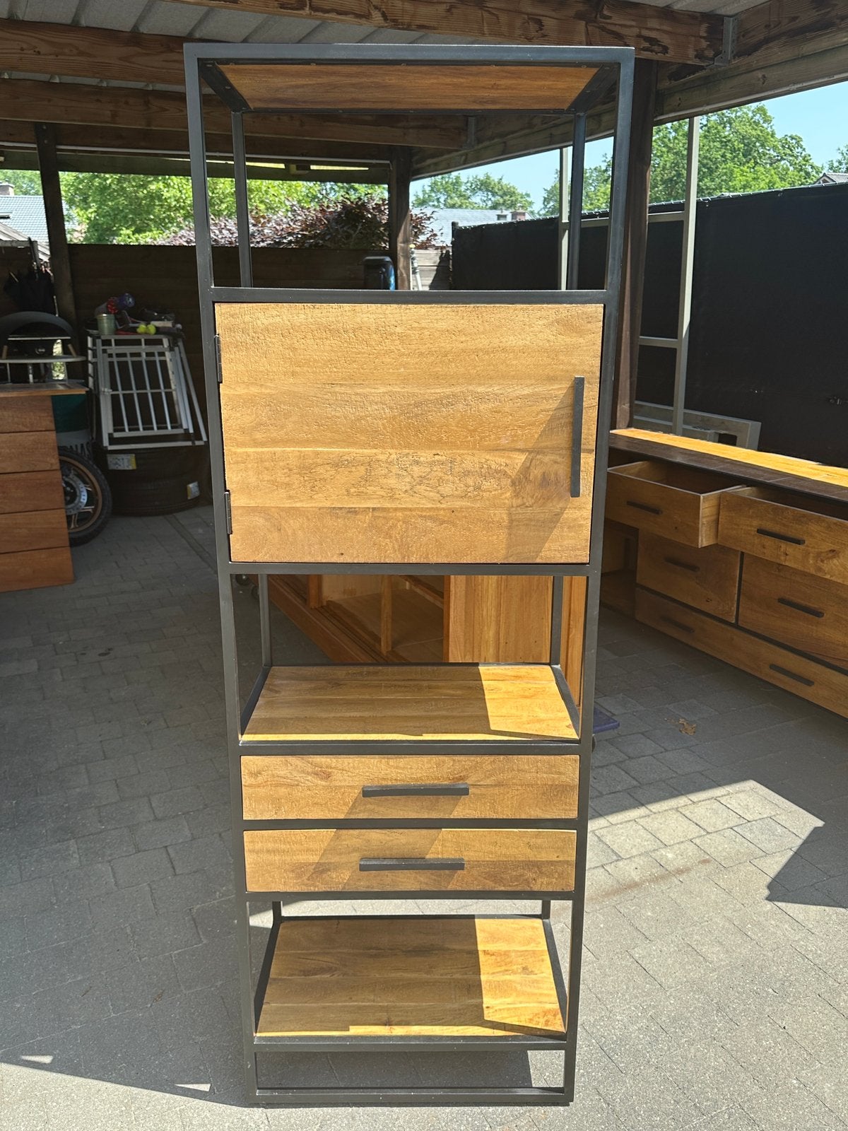 Mango houten rek / kast, Huis en Inrichting, Kasten | Stellingkasten, Ophalen, Zo goed als nieuw