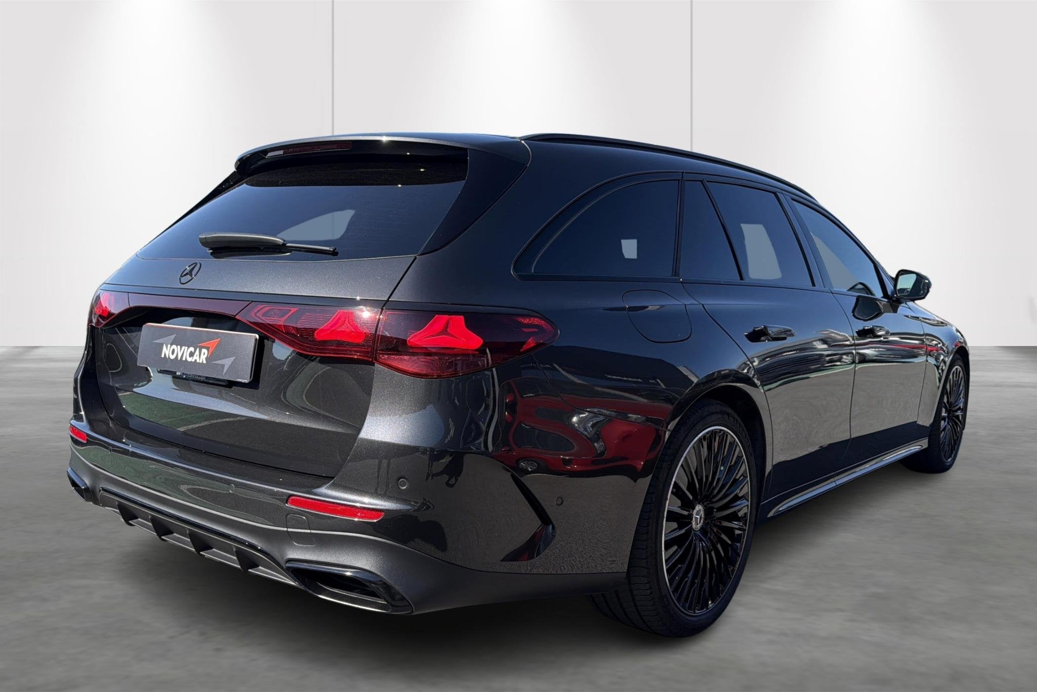 Mercedes-Benz E-Klasse Break E 300 de Star Edition * 55.000+, Auto's, Automaat, Gebruikt, Zwart, 4 cilinders