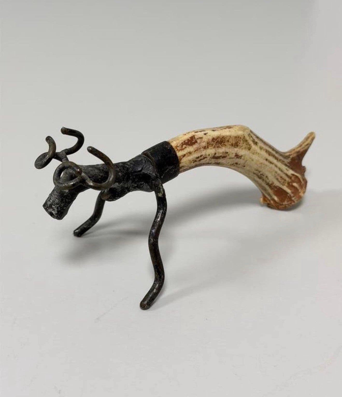 Ouvre-bouteille Antique Vintage de renne, Antler Metal 1930, Antiquités & Art, Enlèvement ou Envoi