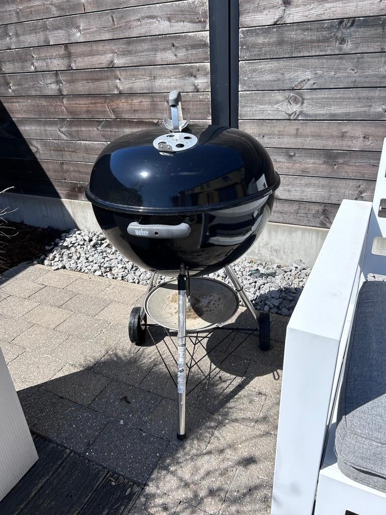 Weber Kogelbarbecue – klaar voor een zomer vol grillplezier!, Ophalen, Weber, Gebruikt, X