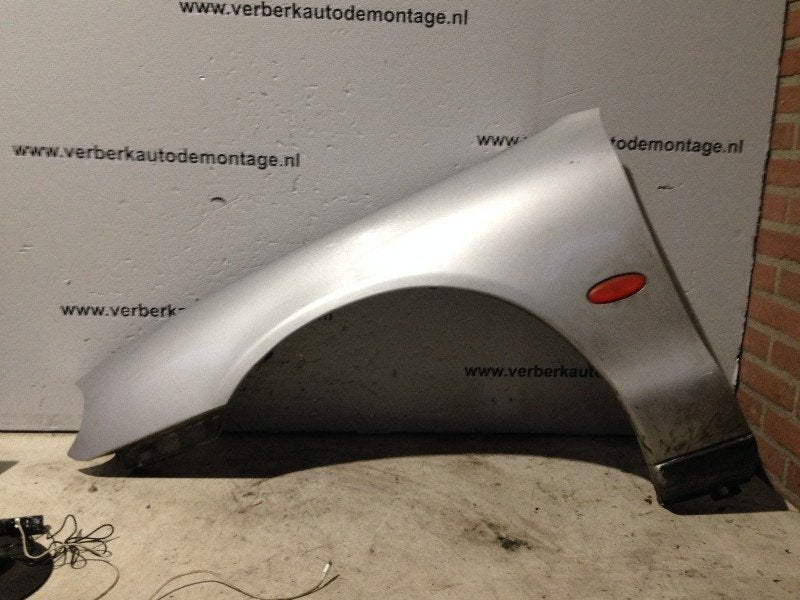 SPATBORD LINKS VOOR Ford Mondeo II Wagon (01-1996/09-2000), Gebruikt, Voor, Spatbord, Henry-Ford-Straße  1
50735  Köln, DE