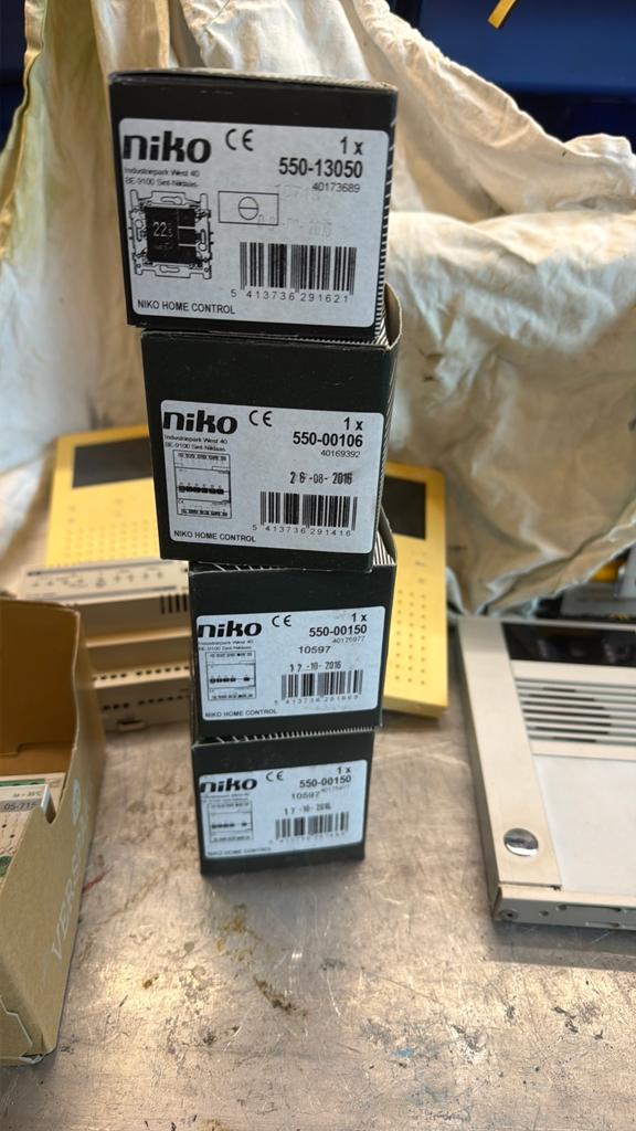 Niko Home Control onderdelen, Doe-het-zelf en Bouw, Ophalen of Verzenden, Zo goed als nieuw