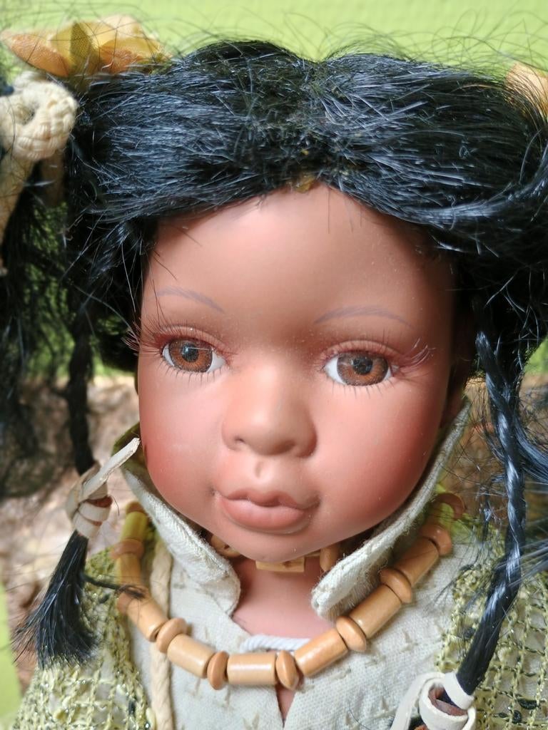 Collector doll, uit bisque., Ophalen of Verzenden, Nieuw, Pop, Levensecht of Reborn