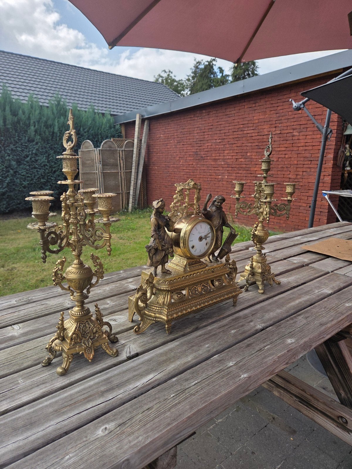 bronzen klok, Ophalen