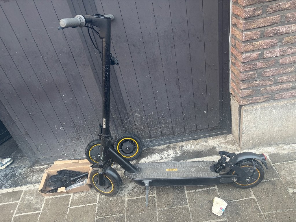 Elektrische step, Fietsen en Brommers, Ophalen, Gebruikt, Elektrische step (E-scooter), Segway-Ninebot