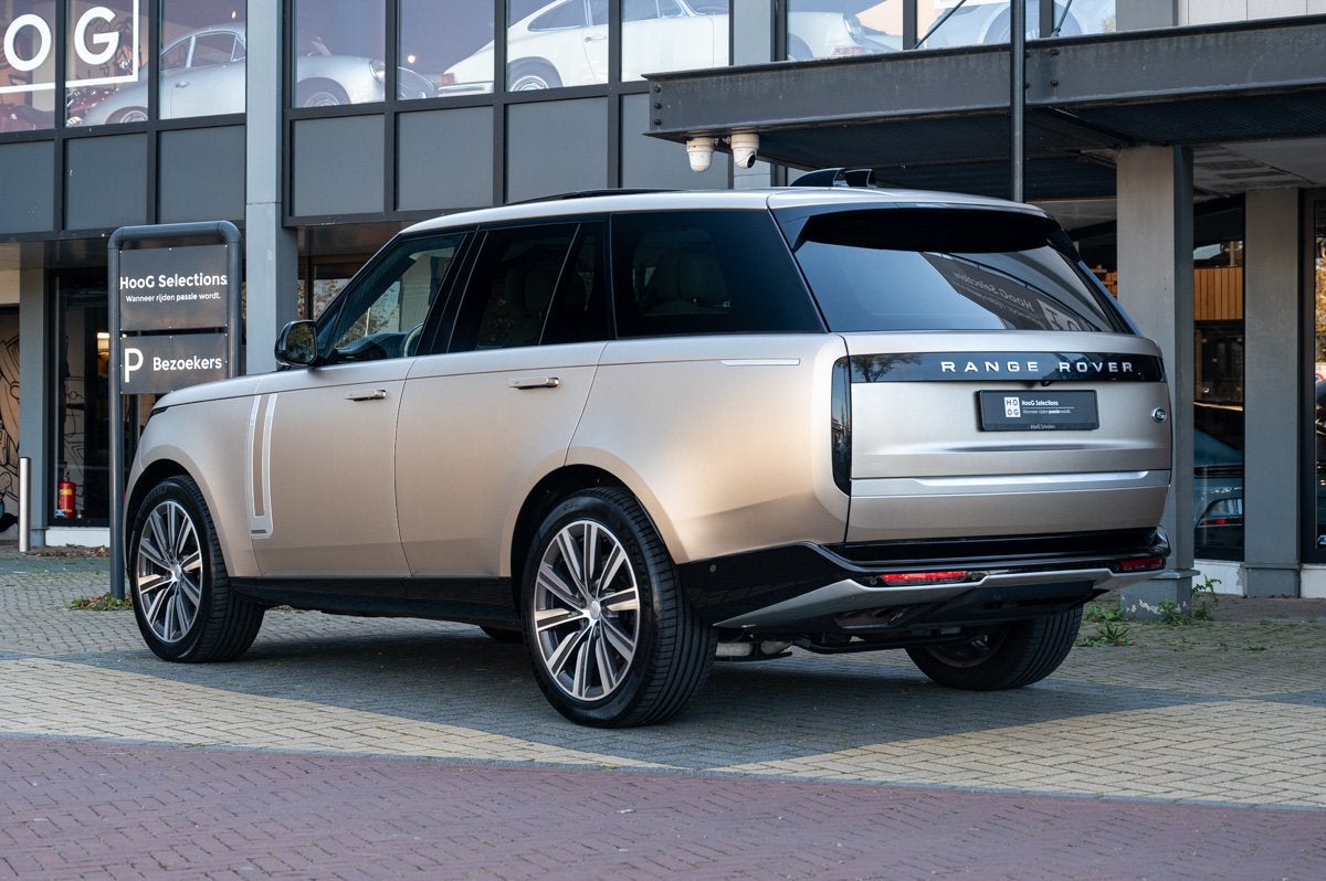 Land Rover Range Rover P530 First Edition SV (bj 2022), Auto's, Automaat, Gebruikt, Overige kleuren, Bedrijf
