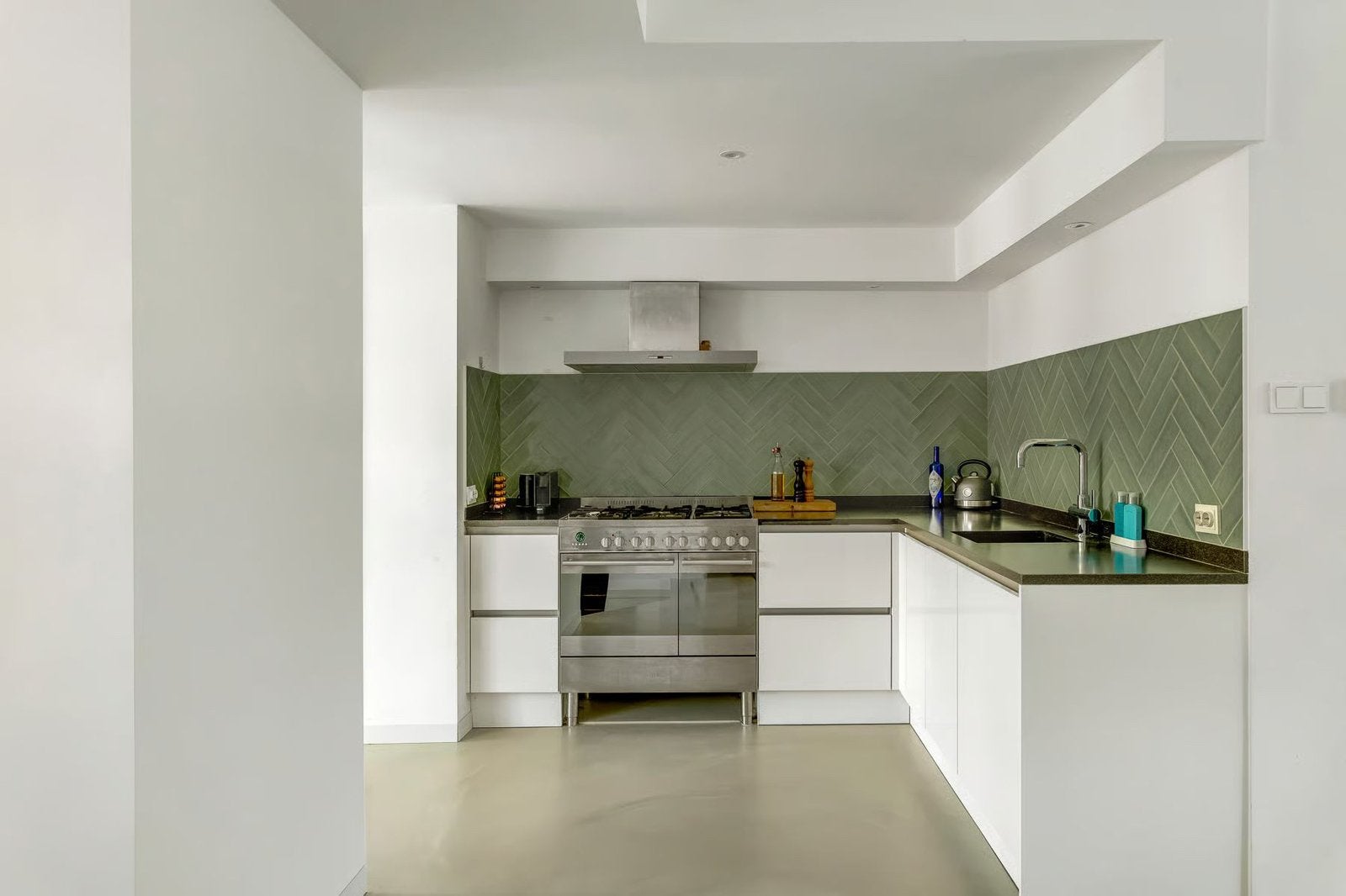 Cuisine d'angle Bruynzeel moderne armoire murale + DÉMONTÉE