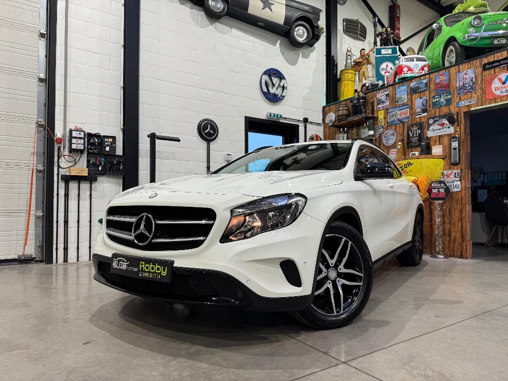 MERCEDES GLA 200 CDI 4 MATIC - AUTOMAAT - TOPSTAAT -, Autos, Mercedes-Benz, Achat, Euro 6, Entreprise, Entretenue par le concessionnaire