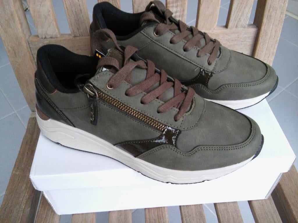Sneakers - vert foncé, Neuf, Enlèvement ou Envoi, Sneakers et Baskets, Vert