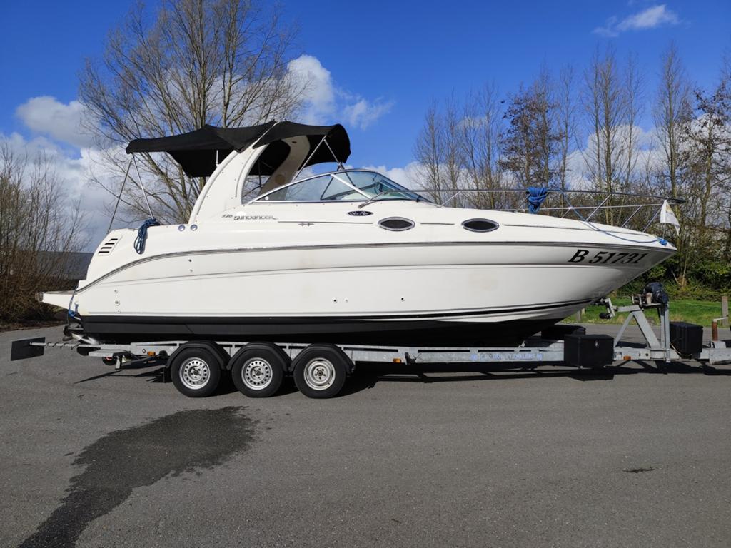 Searay Sundancer 275, Sports nautiques & Bateaux, 3 m, Avec télécommande, Diesel, 200 ch ou plus