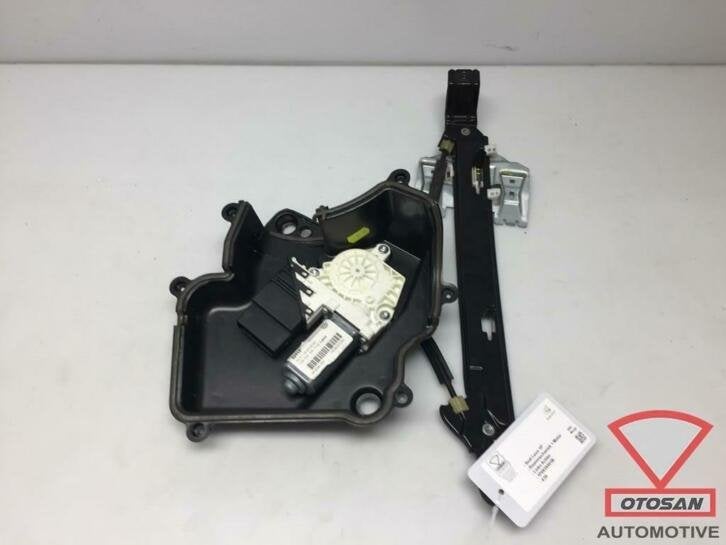seat leon 1p m canisme de fen tre + moteur arri re gauche 1p, Autos : Pièces & Accessoires, Autovia A-2, Km 585 585
08760  Martorell, ES