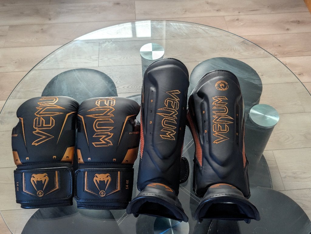 Équipements kickboxing, Sport en Fitness, Ophalen, Nieuw, Boksbinnenhandschoenen