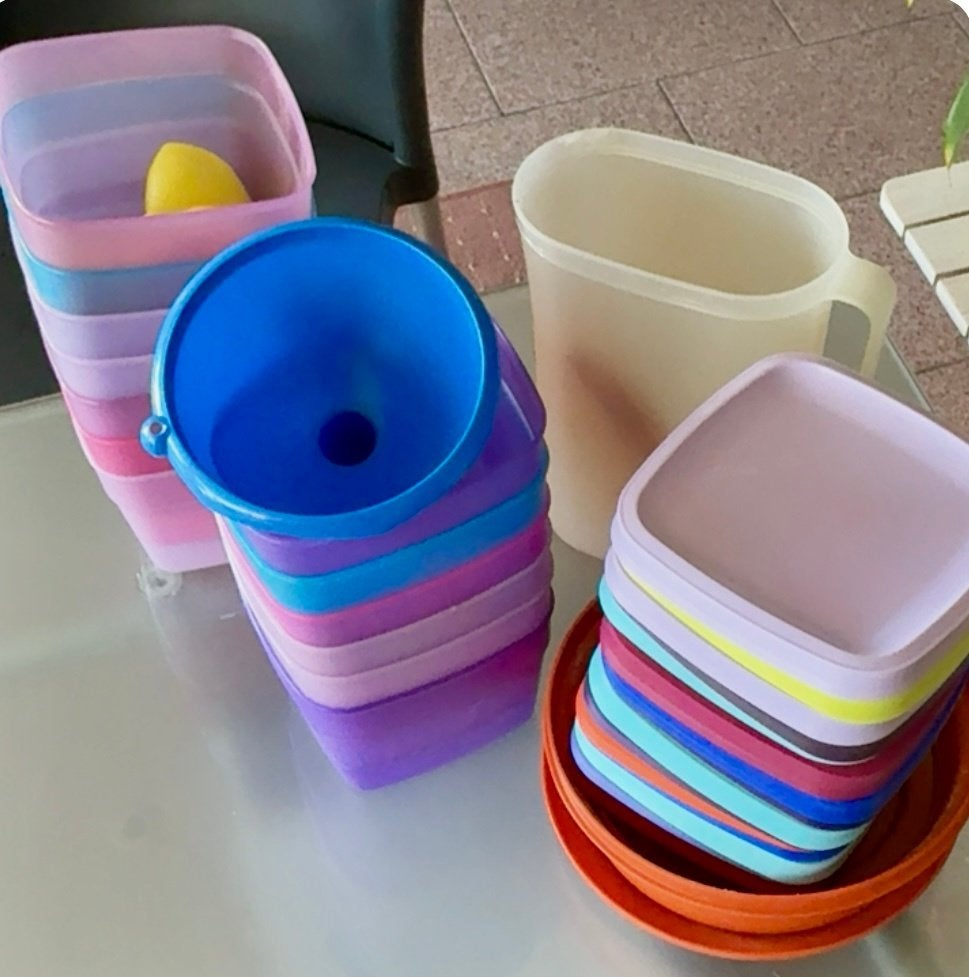 Set plastieken potjes (oa tupperware), Ophalen