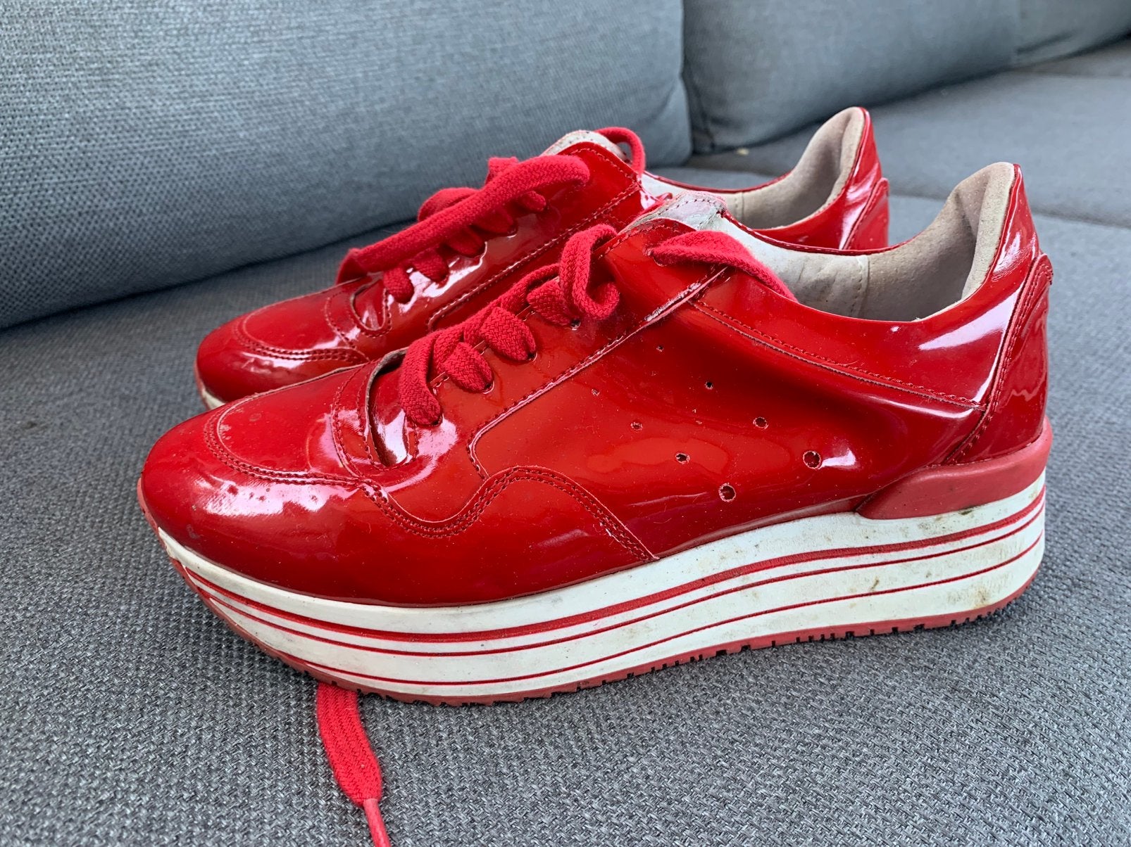 Chaussures pour femmes, Rouge, Enlèvement ou Envoi, Sneakers et Baskets, Porté