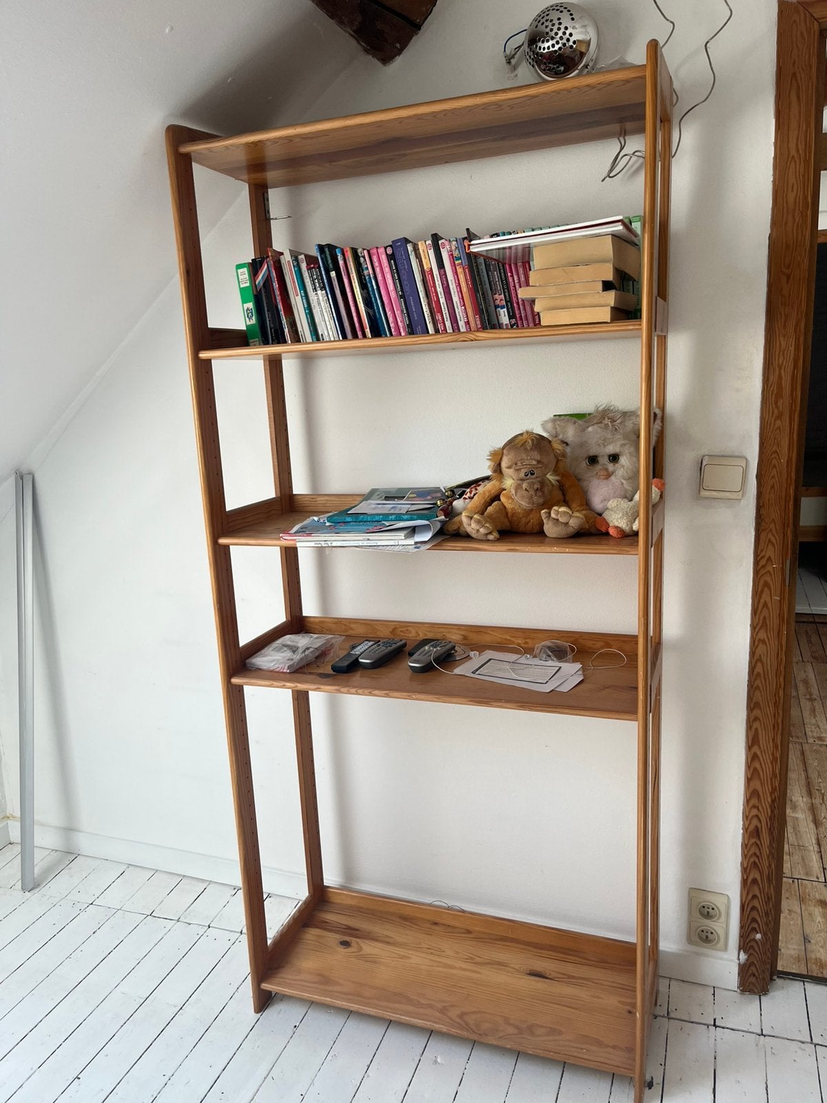 Etagere 5 planches en pin massif, Enlèvement, Utilisé, Pin