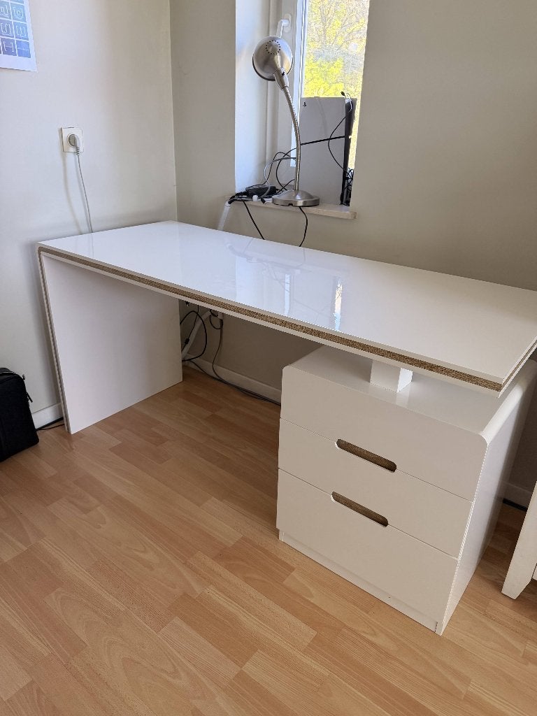 Bureau design blanc laqué, Maison & Meubles, Autres marques, Bureau d'ordinateur, 150 cm, Utilisé