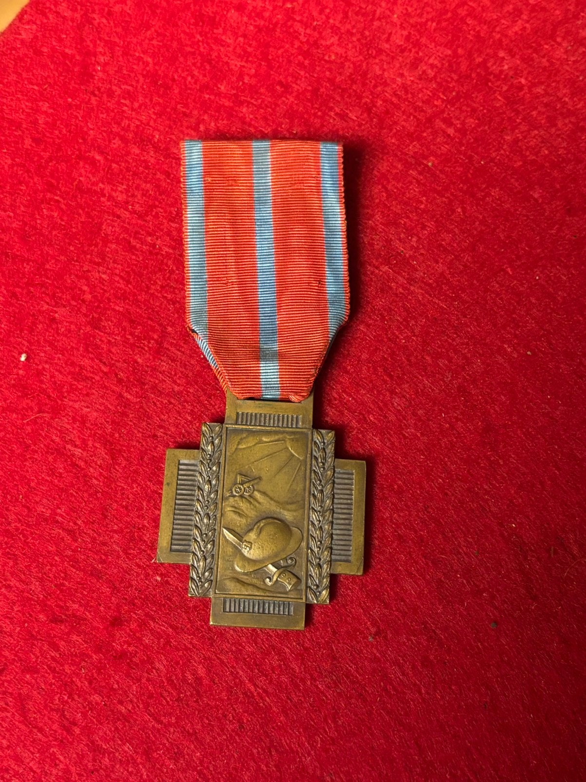 Vuurkruis 1914-1918, Postzegels en Munten, Penningen en Medailles, Ophalen of Verzenden, Overige materialen