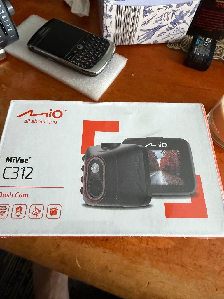 Mio Mivue  C312, Autos : Divers, Dashcams, Comme neuf, Enlèvement