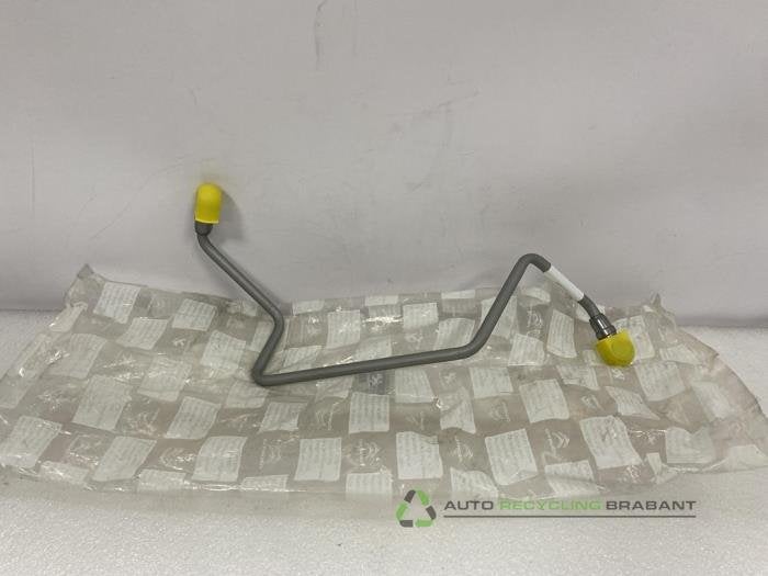 Conduit de pression d'huile d'un Citroen Berlingo, -, 3 mois de garantie, Utilisé, -