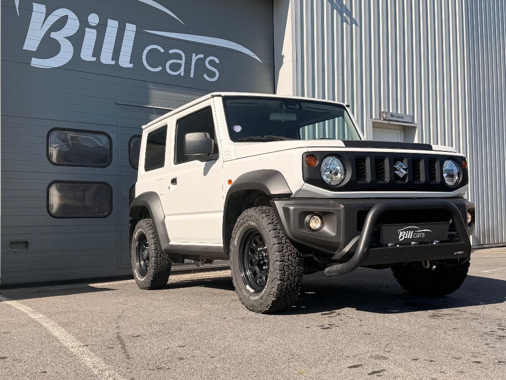 Suzuki Jimmy, Auto's, 75 kW, 4 cilinders, https://public.car-pass.be/vhr/df093e6f-834f-4012-b0ec-200c667e4a92?lang=nl, Wit