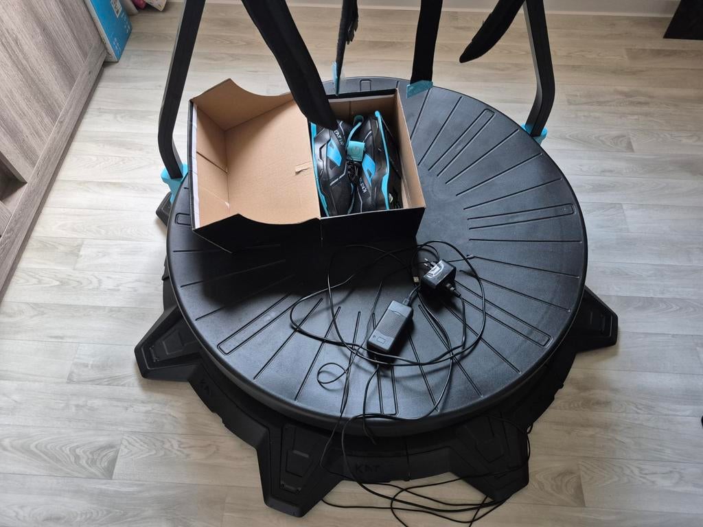 Tapis de course VR Cat core C2, Consoles de jeu & Jeux vidéo, Virtual Reality, Enlèvement, Comme neuf, Autres types, PC
