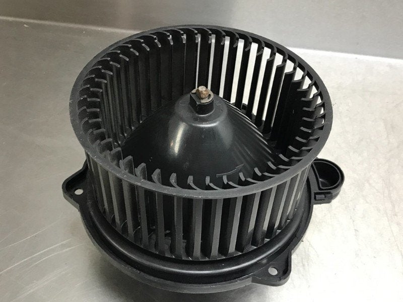 KACHEL VENTILATORMOTOR Nissan Primera (P11), Gebruikt, Nissan