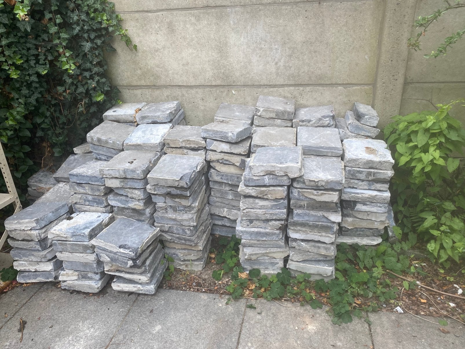 Gratis blauwe hardsteen 20x20x5, Tuin en Terras, Ophalen, Zo goed als nieuw, Terrastegels
