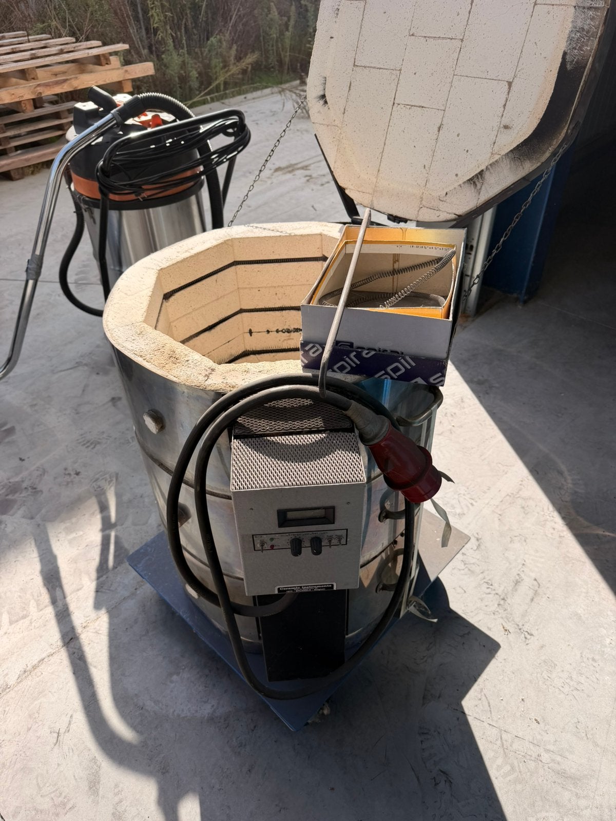 Elektrische pottenbak oven met soak en timer, Enlèvement, Utilisé