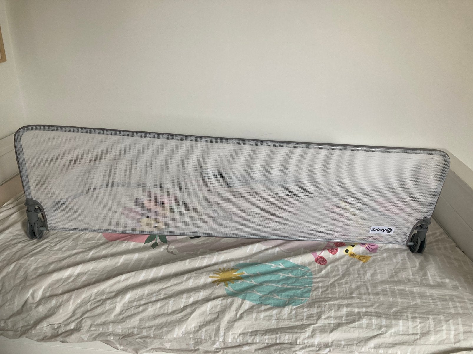 Bedhekje safety 1st nieuwstaat, Ophalen, Zo goed als nieuw