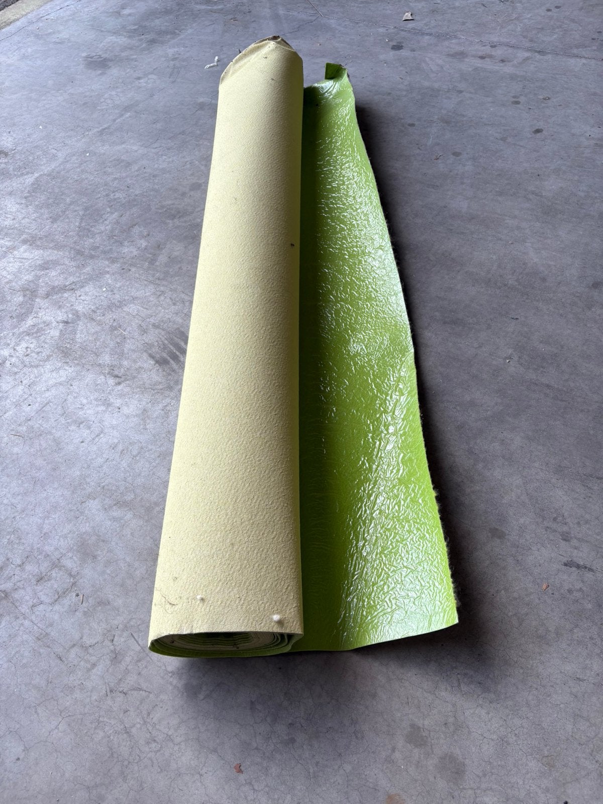 Nouveau tapis en rouleau pour exposition, Hobby & Loisirs créatifs, Bricolage, Enlèvement, Comme neuf, Vert