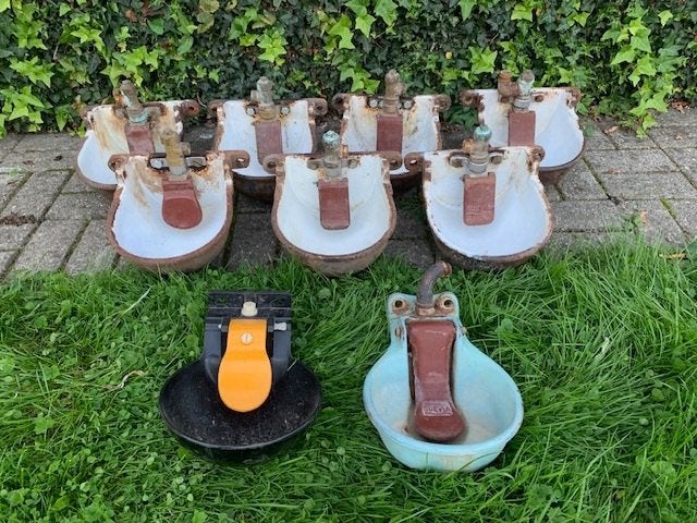 Drinkbakken, Dieren en Toebehoren