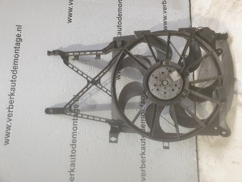 VENTILATEUR MOTEUR Opel Zafira (M75) (13-205-947), Autos : Pièces & Accessoires, Climatisation & Chauffage, Opel, Opel Automobile GmbH