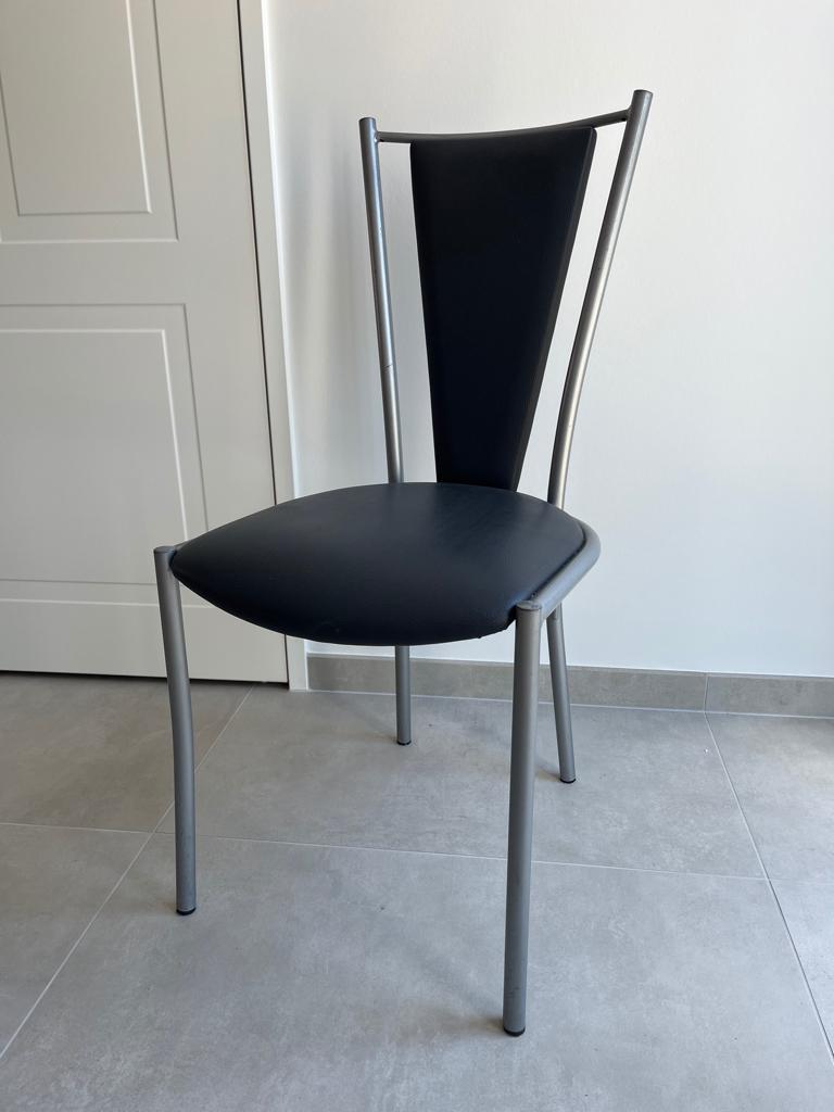 4 stoelen (metaal en leer), Huis en Inrichting, Stoelen, Ophalen, Gebruikt, Vier, Grijs