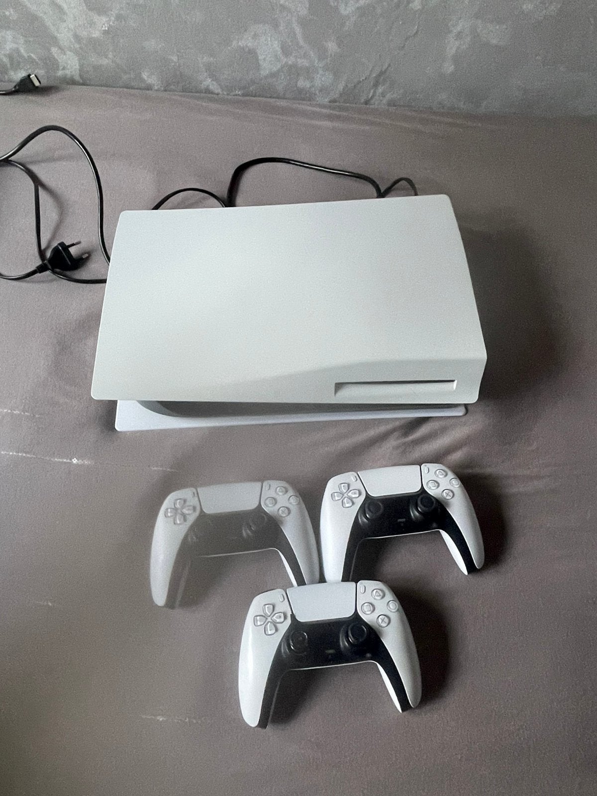 ps5 avec 3 manette, Enlèvement, Utilisé, Playstation 5