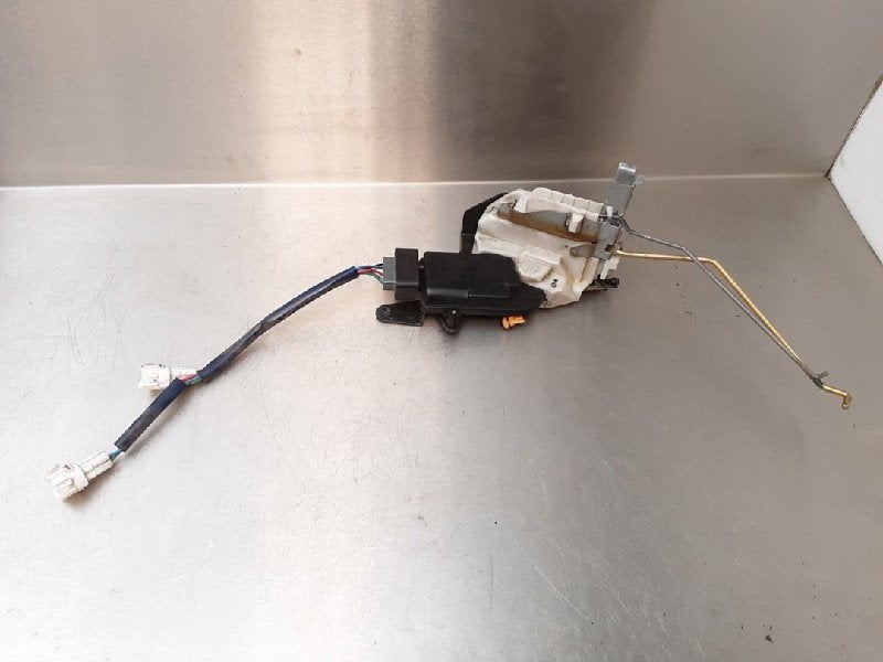 SERRURE DE PORTE RODS AVANT DROIT Liana (ERC / ERD / RH4), Utilisé, Suzuki