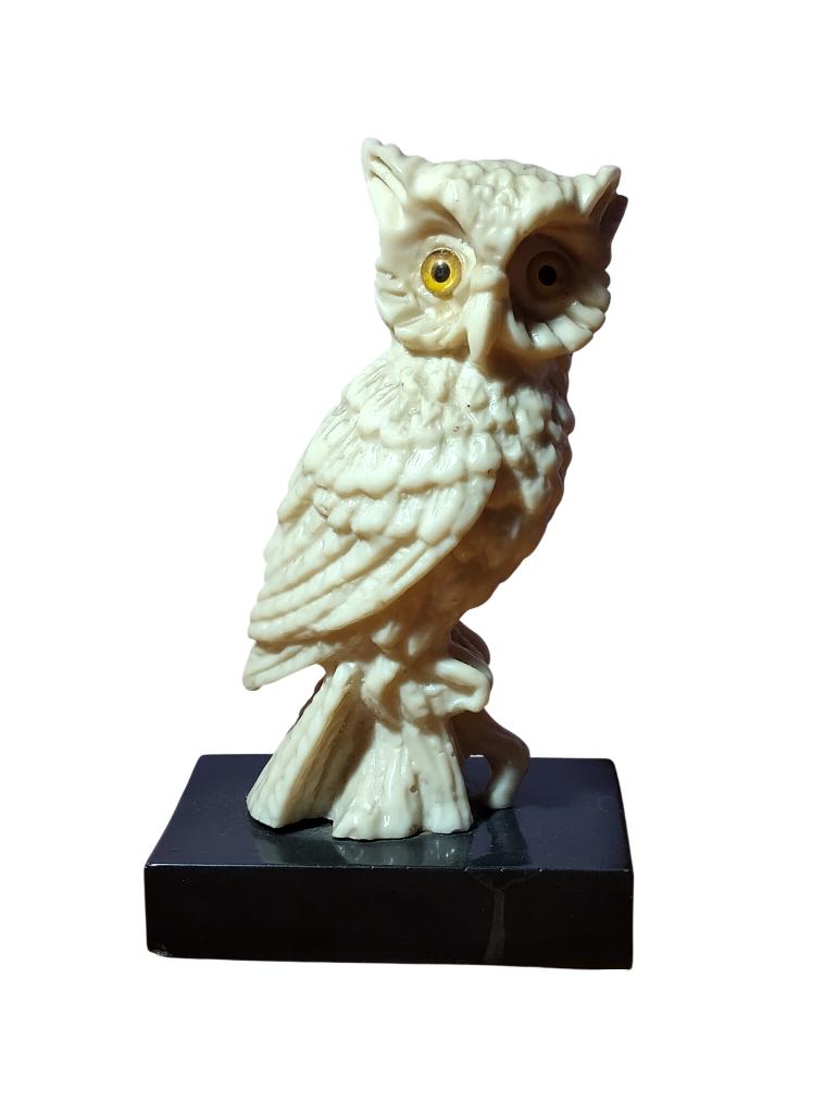 Chouette vintage année 80 (1 oreille cassée) 13cm socle 2cm, Enlèvement, Utilisé, Animal