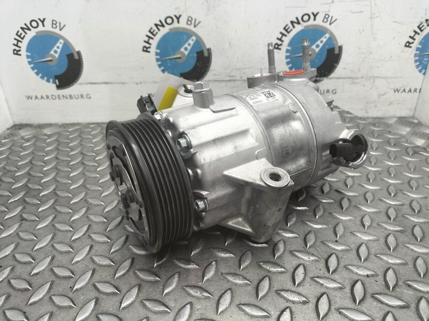 FORD KUGA ST-line AIRCO COMPRESSOR / AIRCOPOMP GN1119D629AD, Enlèvement ou Envoi, Utilisé, ARN reconnu
