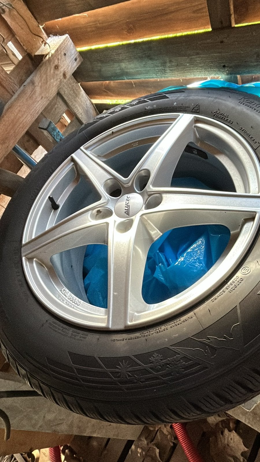 Kia sportage winterbanden set, Auto-onderdelen, Ophalen, Gebruikt, Banden en Velgen, 17 inch