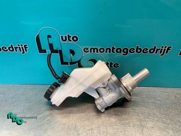 Hoofdremcilinder van een Peugeot 108 (108 14-), Gebruikt, -, -, Ophalen of Verzenden