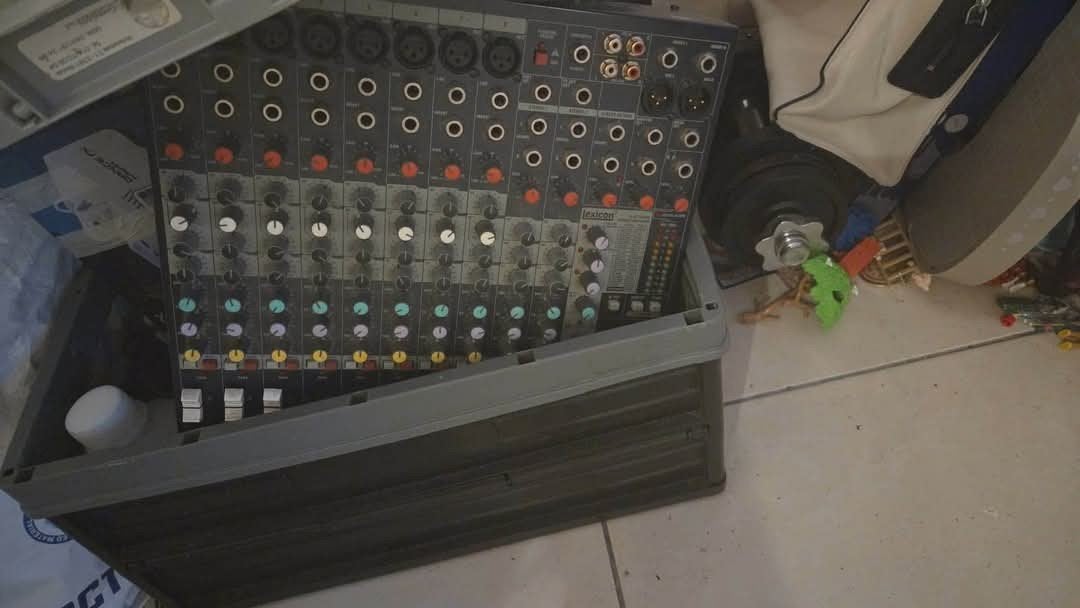 soundcraft, Muziek en Instrumenten, Mengpanelen, Ophalen of Verzenden