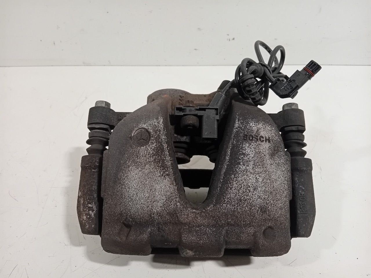 Remklauw rechts voor Mercedes-Benz GLK, Onderdelen@venauto.nl, Van der Ven Autorecycling B.V., Ettenseweg 76, 4706 PB Roosendaal, The Netherlands