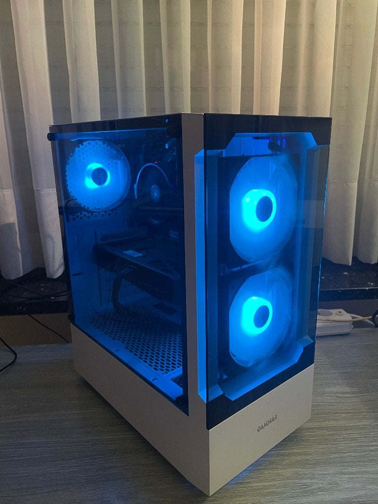 PC de jeu, Informatique & Logiciels, Ordinateurs de bureau, Gaming, SSD, Avec carte vidéo, 64 GB