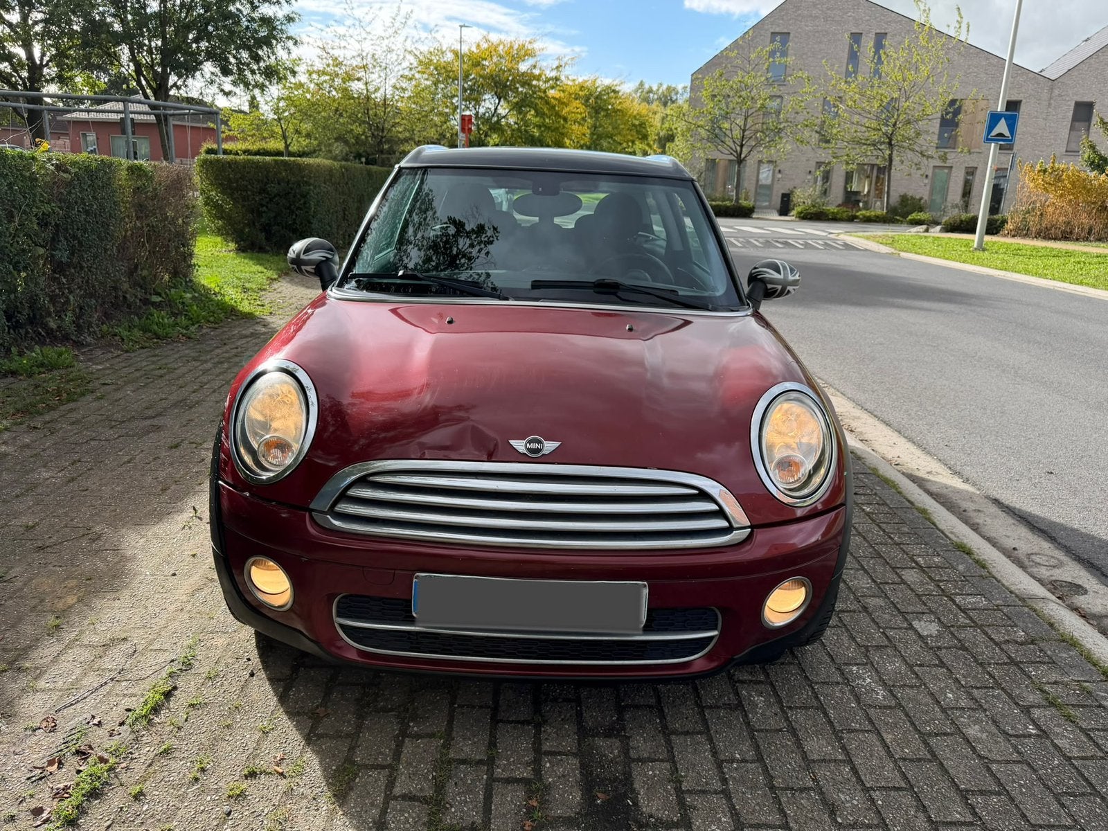 MINI Cooper D Mini Clubman 1.6D Cooper, Autos, Rouge, https://public.car-pass.be/vhr/77aad6f9-4464-4bf0-87d3-d6d392e3c2f0, Achat