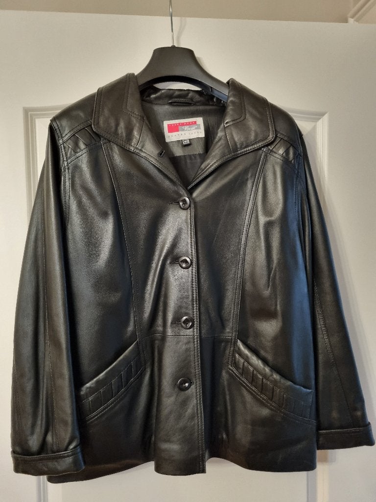 Lederen Dames Jas te KOOP, Kleding | Dames, Ophalen, Zo goed als nieuw, Maat 38/40 (M), Zwart